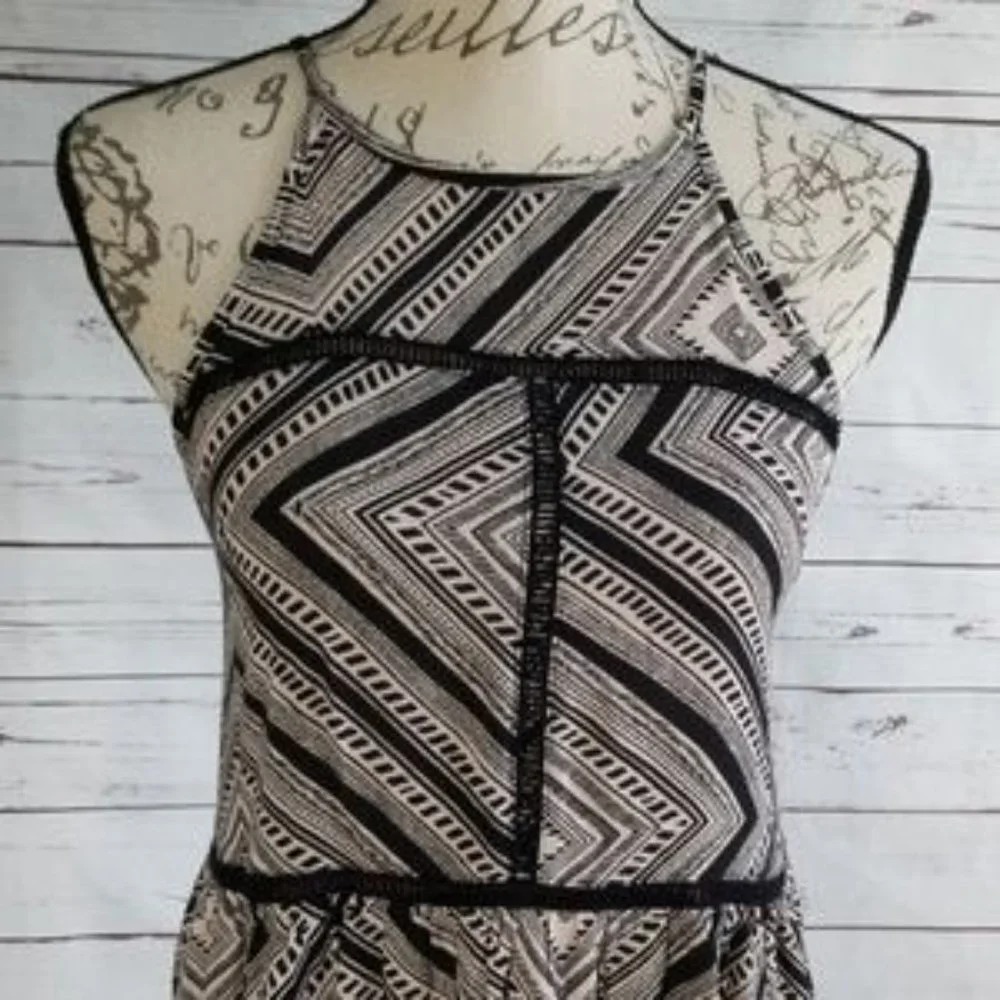 NWOT Xhilaration black/tan hankerchief dress - Picture 3 of 8